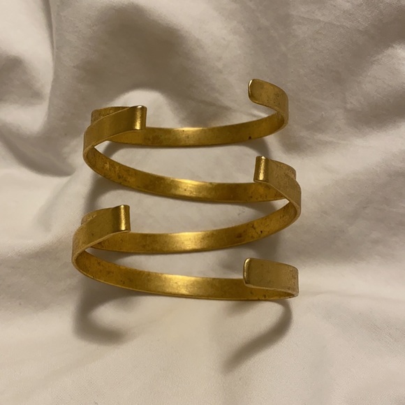 Gold Bracelet - Picture 4 of 5